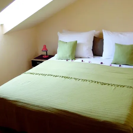 Sara * 마카르스카