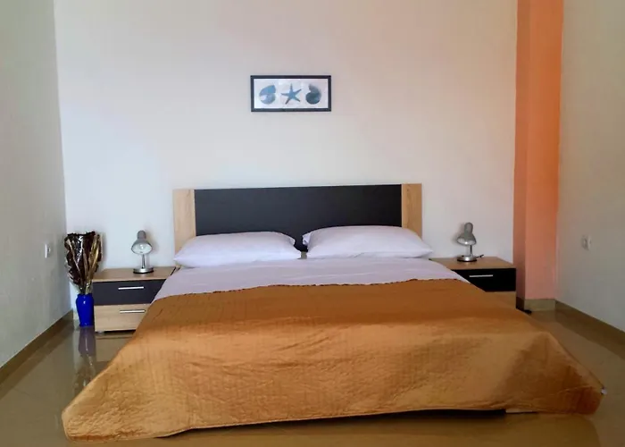 Sara Διαμέρισμα Μακάρσκα
