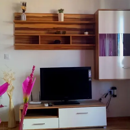 Sara Apartman