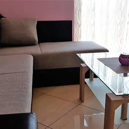 Sara Apartman