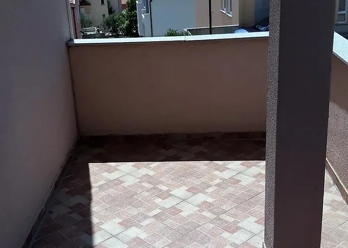 Sara * ماكارسكا