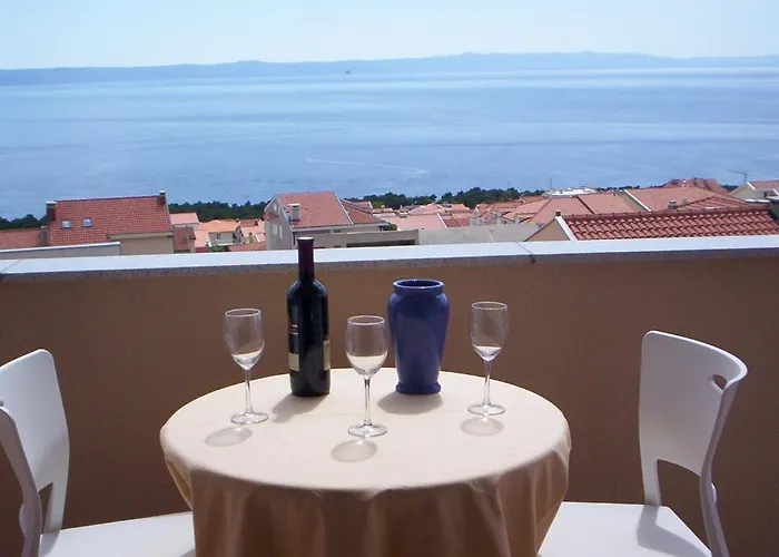 Sara Apartman Makarska